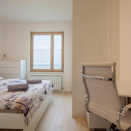 Apartman Laura Rijeka Eksteriør billede